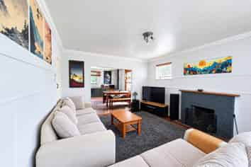 29 Main Road, Hector