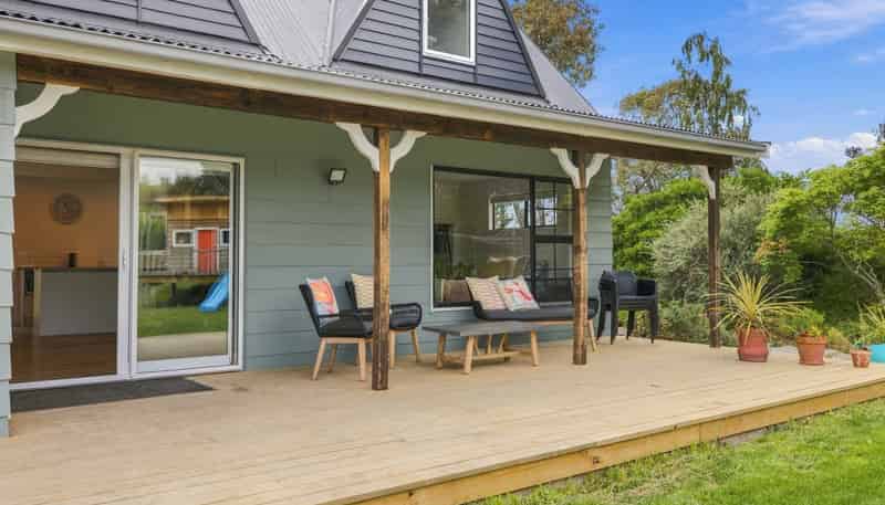 60 Newcombes Road, Amberley