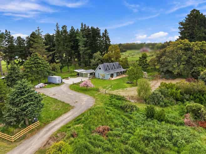 60 Newcombes Road, Amberley