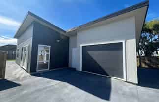 Manawatu / Whanganui - Address withheld