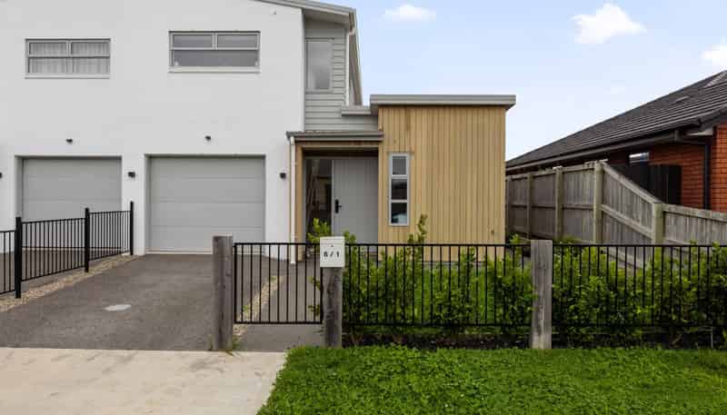 1/6 Kimbolton Street, Rototuna North