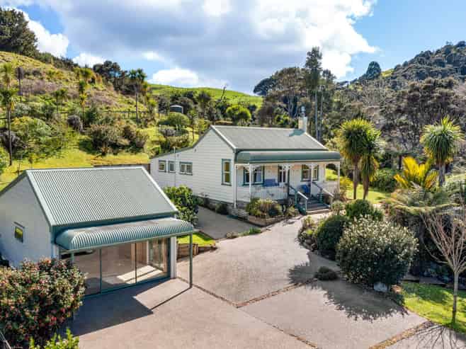 152 Moewai Road, Whitianga