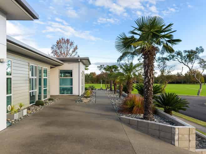 1 Charteris Rise, Riverdale