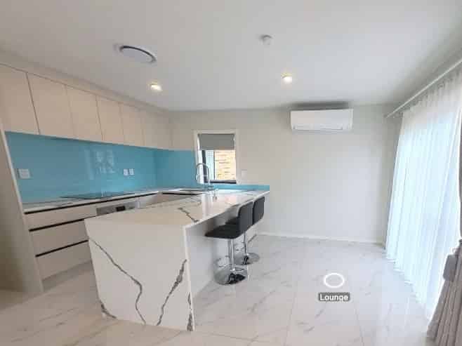 5A Natalie Place, Otara