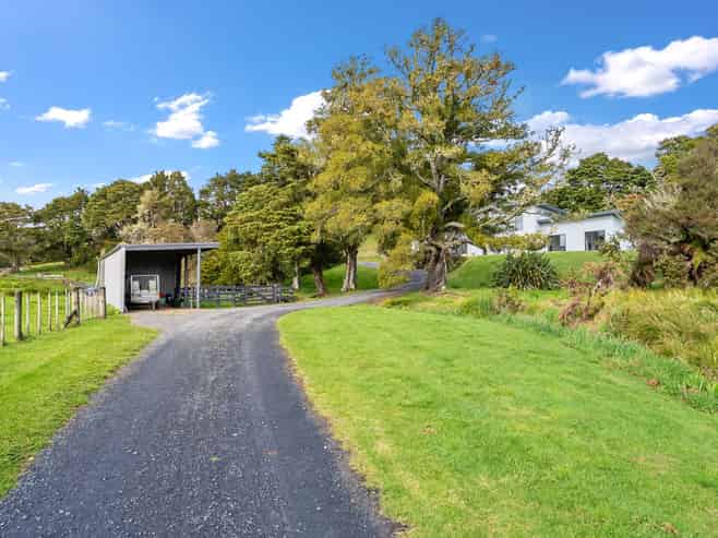 198 Harris Road, Glenbervie