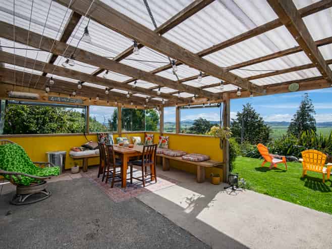 127 Mountain View Road, Hikurangi