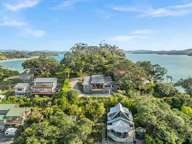 34 Ohawini Road, Oakura