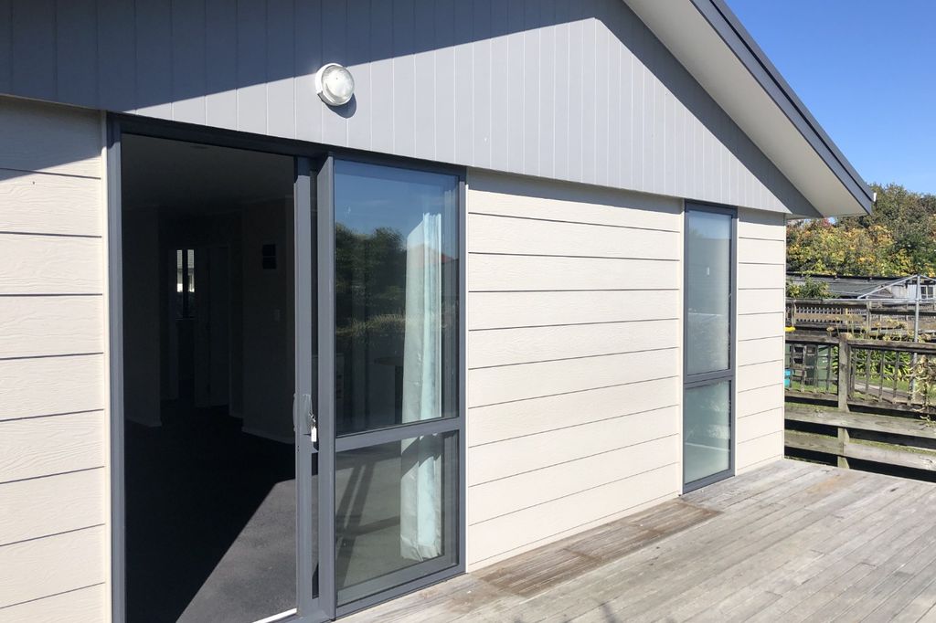 Modern Living in the Heart of Fairfield 2