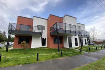 3/169 Knighton Road, Hillcrest