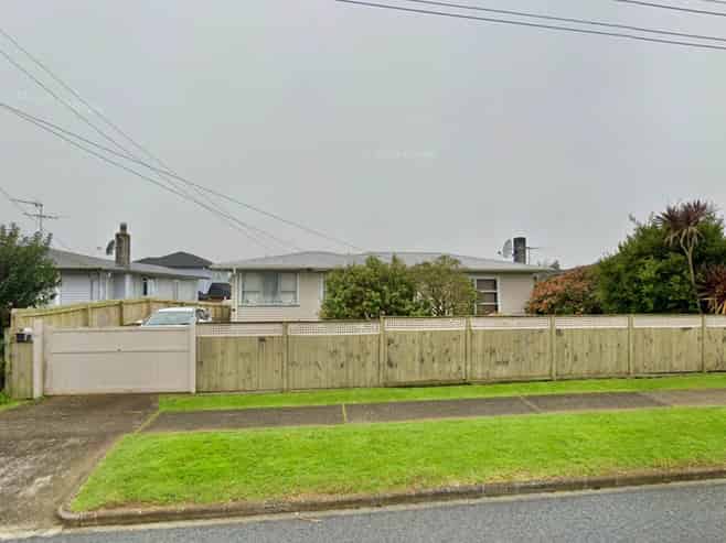 25 Totara Road, Manurewa