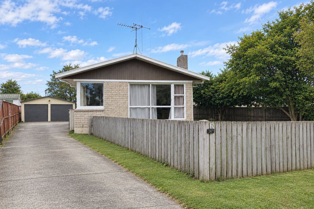 25 Rosalind Street 1