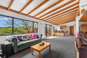 3B Waimahanga Road, Onerahi