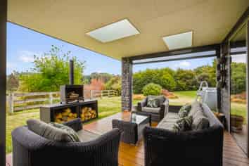 48 Dalmore Way, Acacia Bay