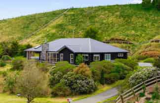 48 Dalmore Way, Acacia Bay