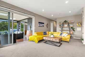 48 Dalmore Way, Acacia Bay