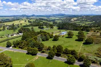 223 Puhipuhi Road, Whakapara