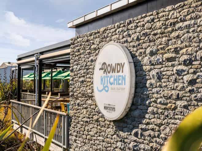 Rowdy Kitchen – Exceptional Bar and Eatery