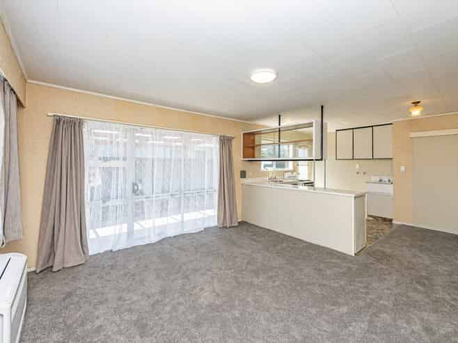 24A Fitzherbert Avenue, Springvale