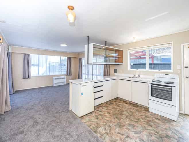 24A Fitzherbert Avenue, Springvale