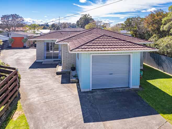 24A Fitzherbert Avenue, Springvale