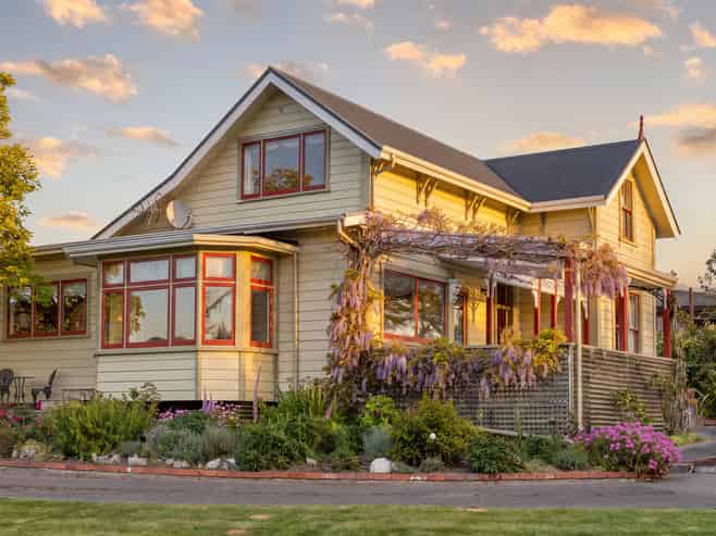 3 Rosevale Place, Richmond