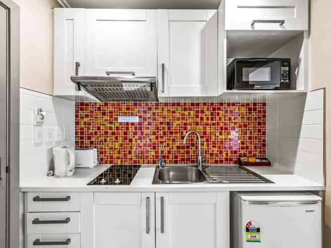 ALBANY ROSEDALE MOTEL FHGC FOR SALE
