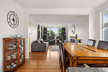 36 Allen Berry Avenue, Pirimai