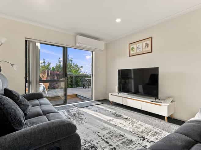 Unit 2/41 Manchester Way, Judea
