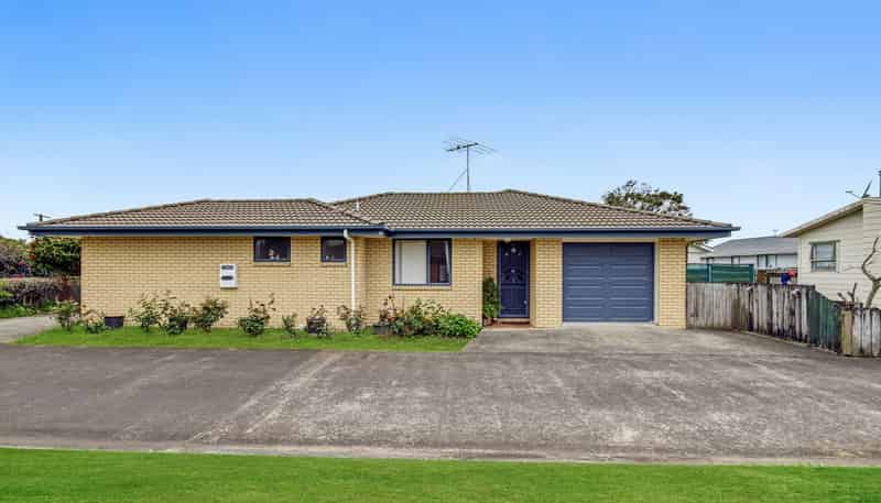 121 George Street, Tuakau