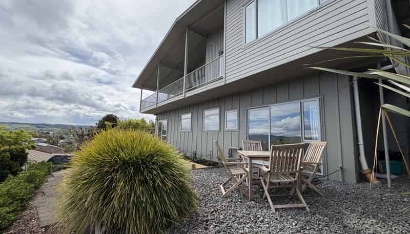 24b Rokino Road, Hilltop