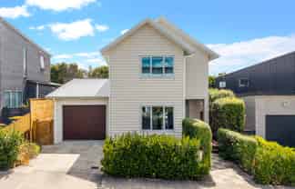 9 Tihema Lane, Westgate