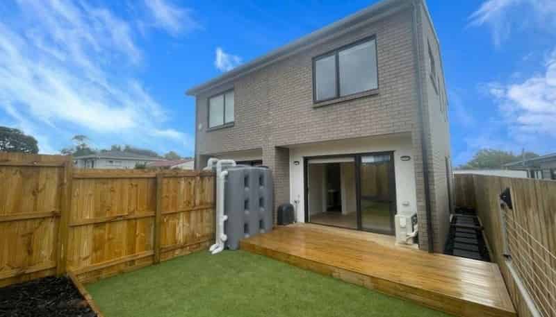 8D Kaikoura Street, Henderson