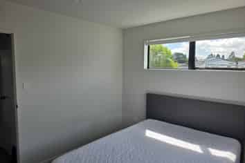 8D Kaikoura Street, Henderson
