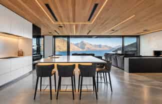 33 Belfast Terrace, Queenstown