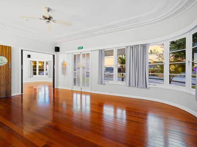 70 Kamo Road, Kensington