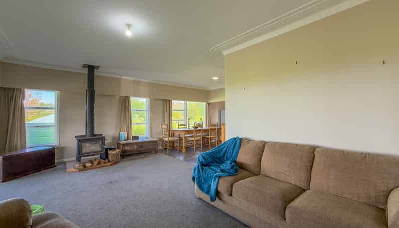 1152A Miranda Road, Miranda