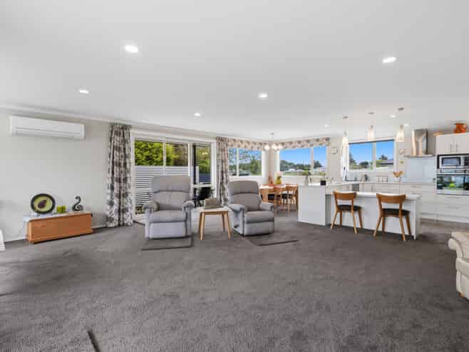 106 Brown Street, Kingswell