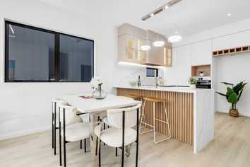 1/4 Andes Avenue, Mangere Bridge