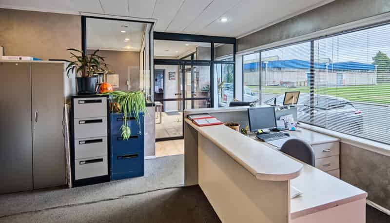 59-61 Montgomery Crescent, Clouston Park