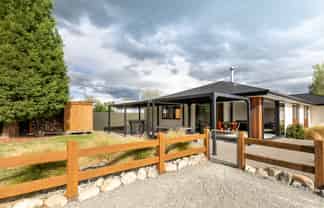 203 Mackenzie Drive, Twizel