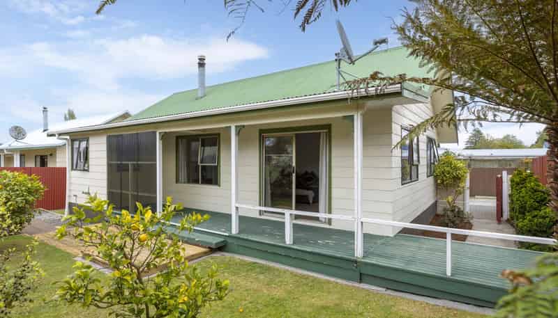 2/153 Spa Road, Taupo