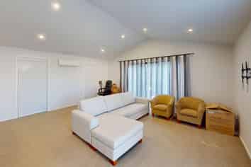 2 St Leonard Street, Saint Johns Hill