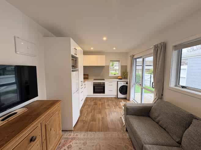 13 Brookvale Road, Havelock North