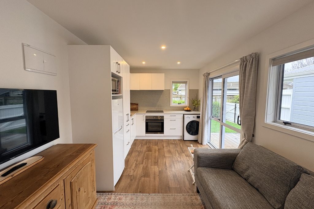 1-Bedroom Beauty on Brookvale 2