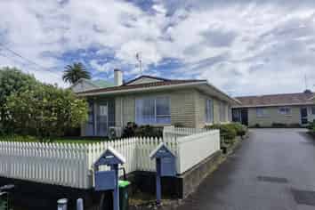 2/32 Young Street, New Plymouth