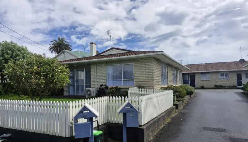 2/32 Young Street, New Plymouth