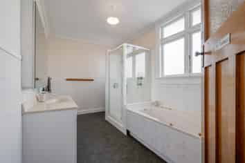 Manawatu / Whanganui - Address withheld