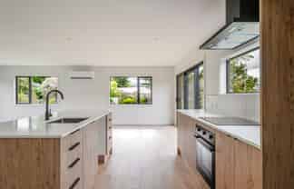Manawatu / Whanganui - Address withheld