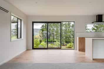 Manawatu / Whanganui - Address withheld