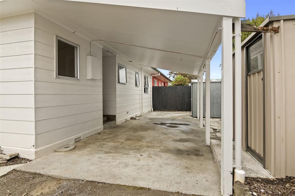 Family Home in Brightwater 3